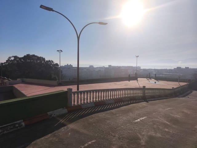 Commerciale in vendita in Santander - 190.000 € (Rif: 9627499)