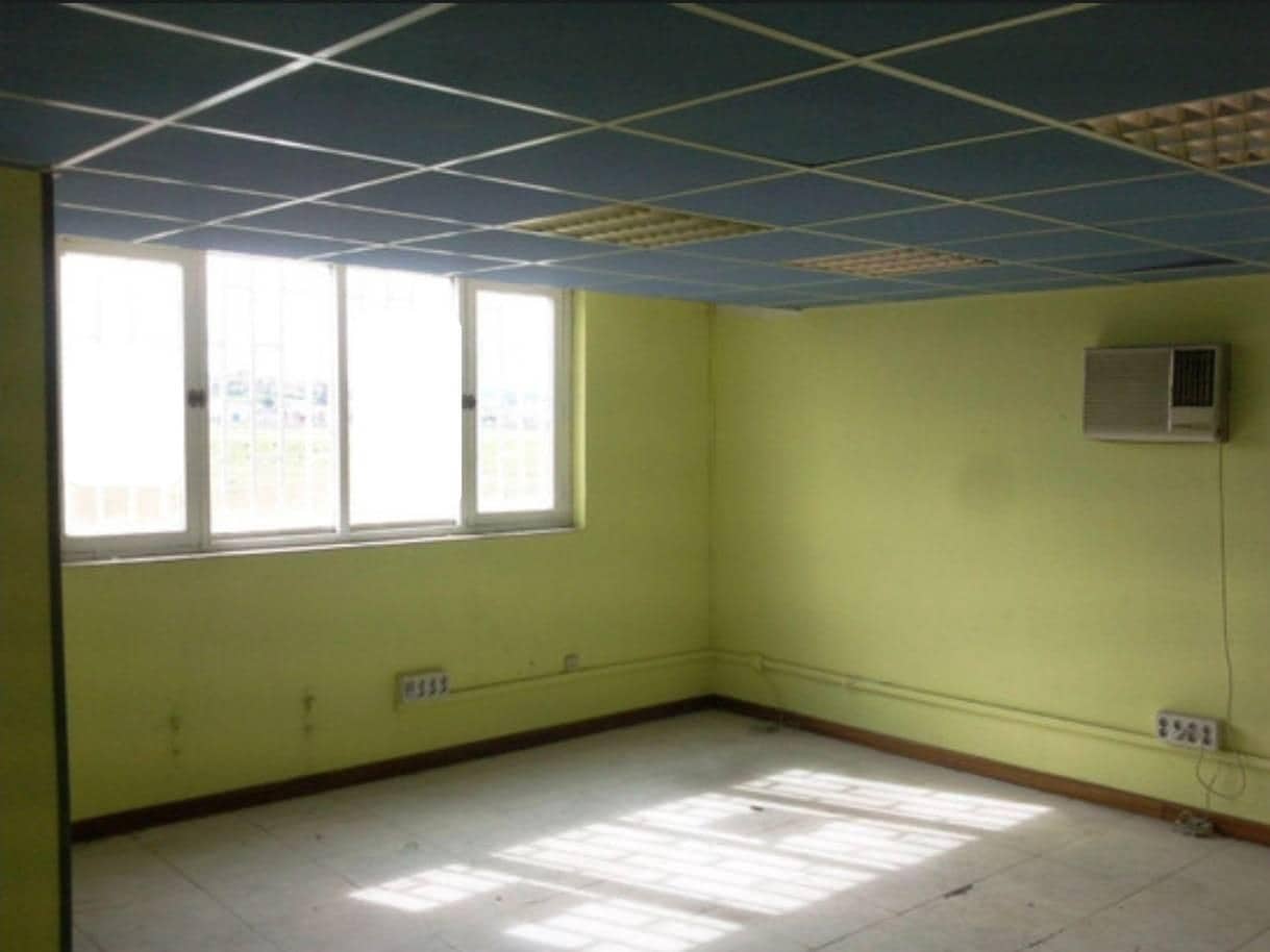 Commercieel te koop in Camargo - € 300.000 (Ref: 9655872)