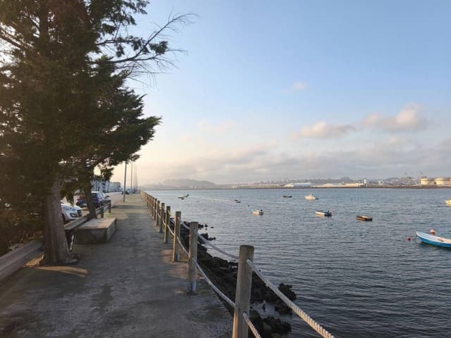 Commercieel te koop in Camargo - € 300.000 (Ref: 9655872)