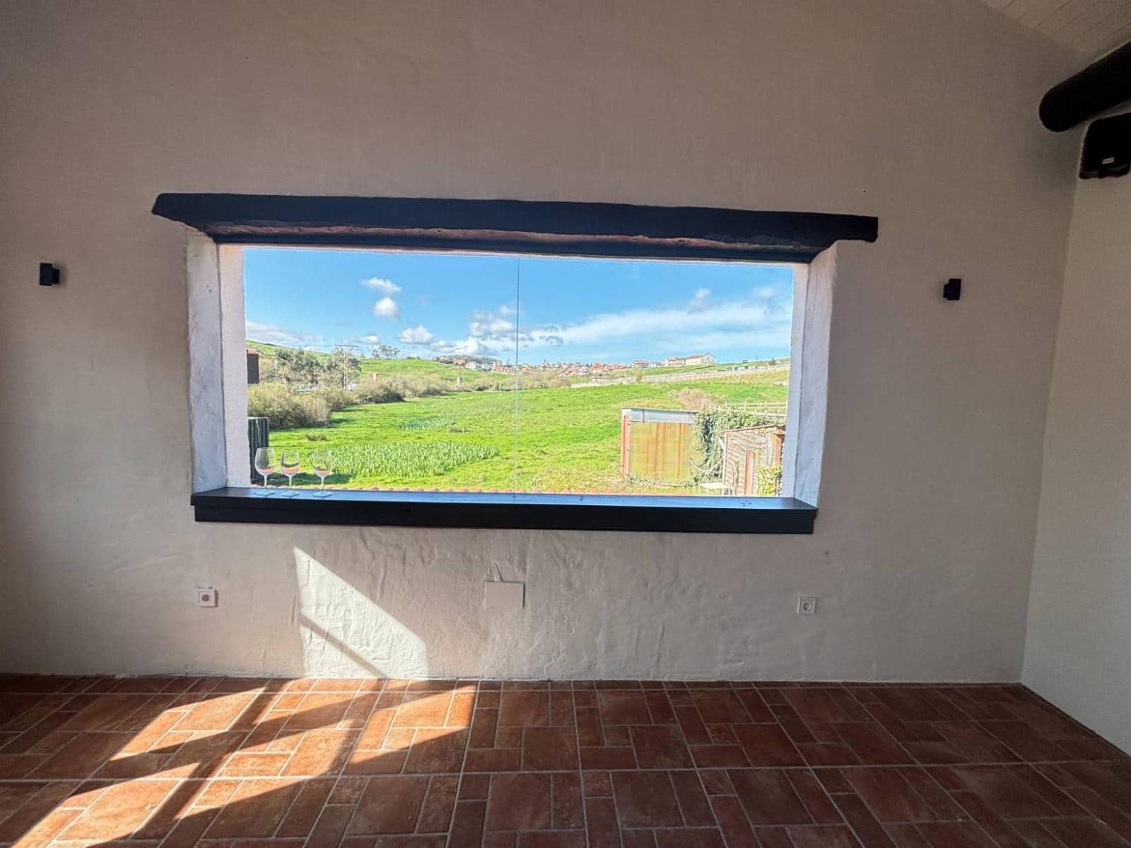 Commercieel te huur in Suances - € 3.000 (Ref: 9666272)