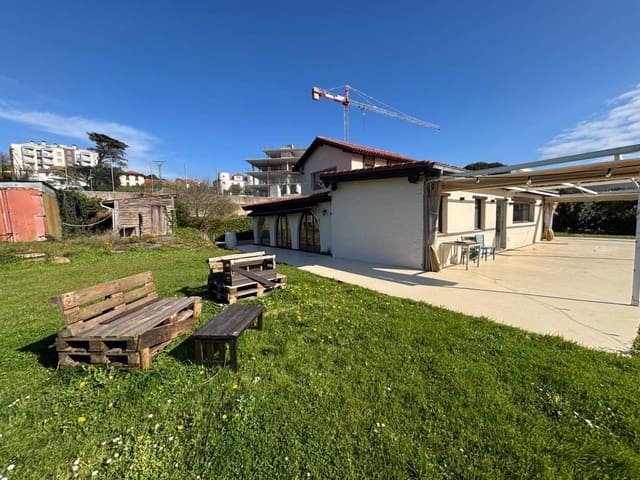 Komercyjne do wynajęcia w Suances - 3 000 € (Ref: 9666272)