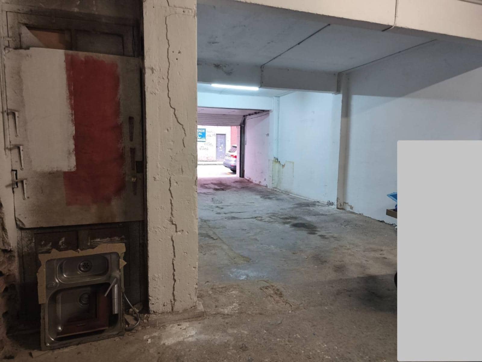 Kommersiell til salgs i Santander - € 170 000 (Ref: 9666273)