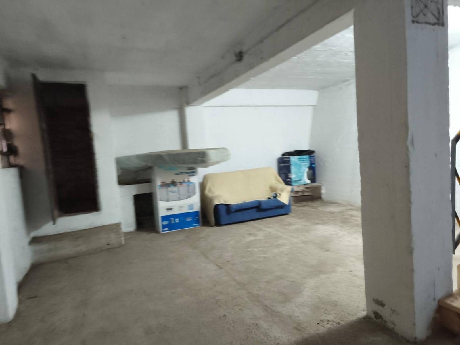 Kommersiell til salgs i Santander - € 170 000 (Ref: 9666273)