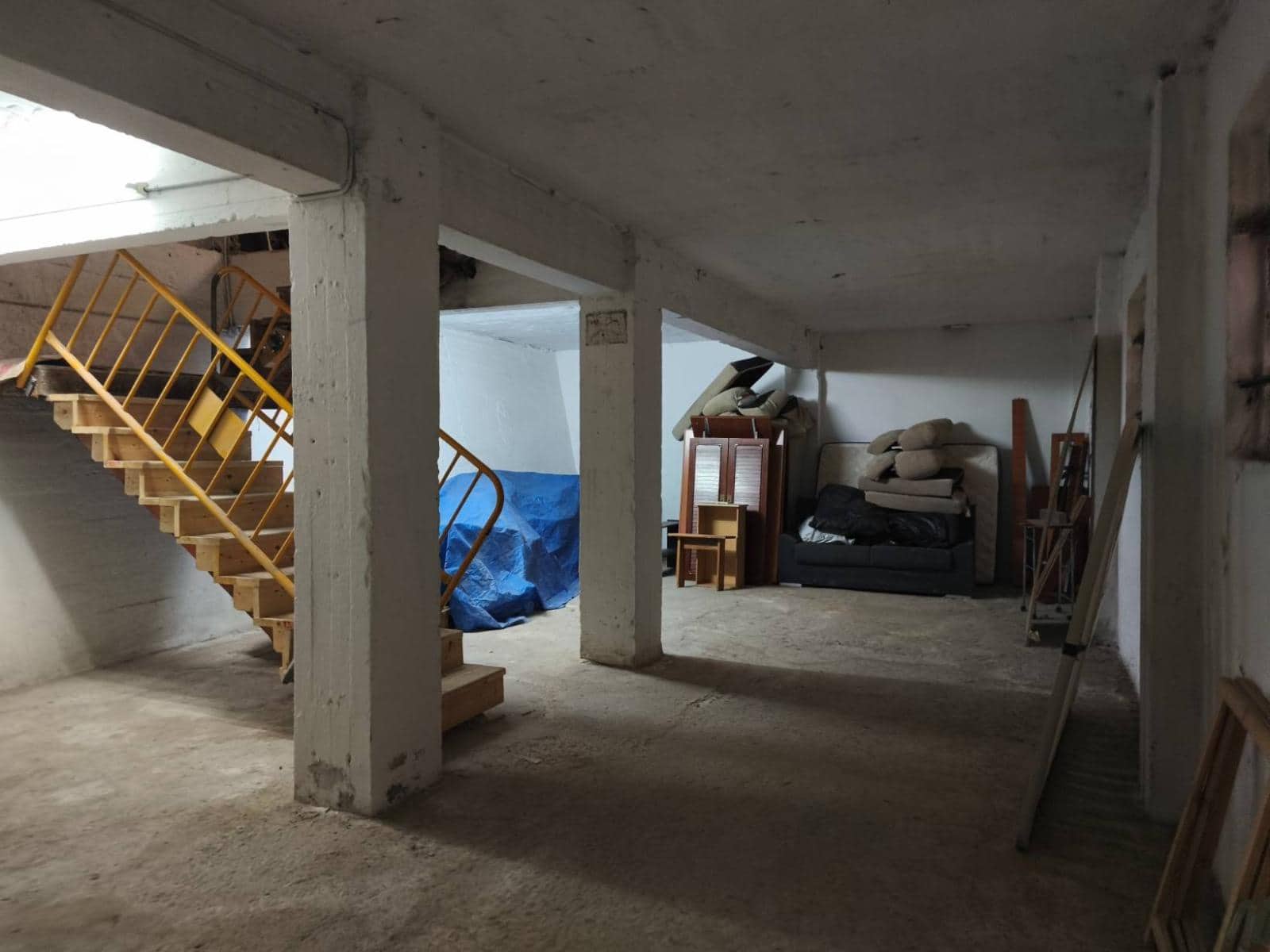 Kommersiell til salgs i Santander - € 170 000 (Ref: 9666273)