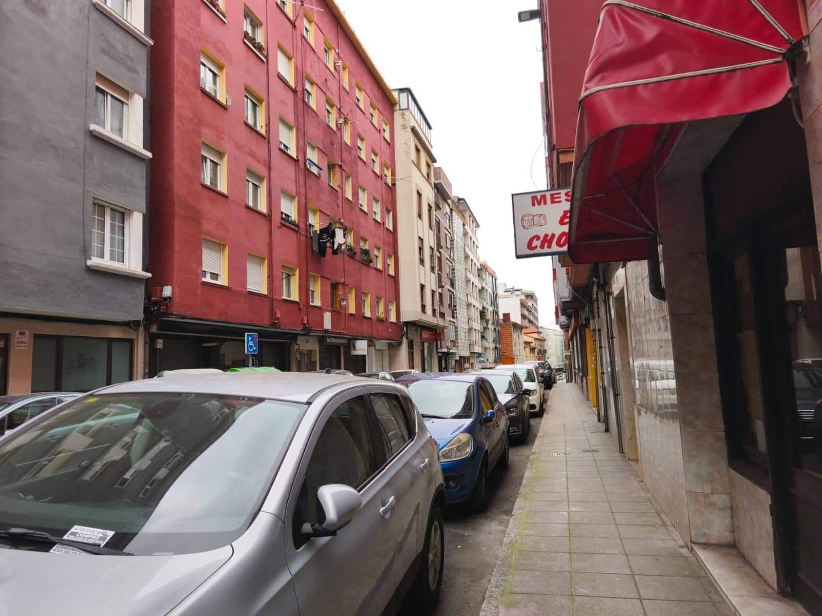 Kommersiell til salgs i Santander - € 170 000 (Ref: 9666273)