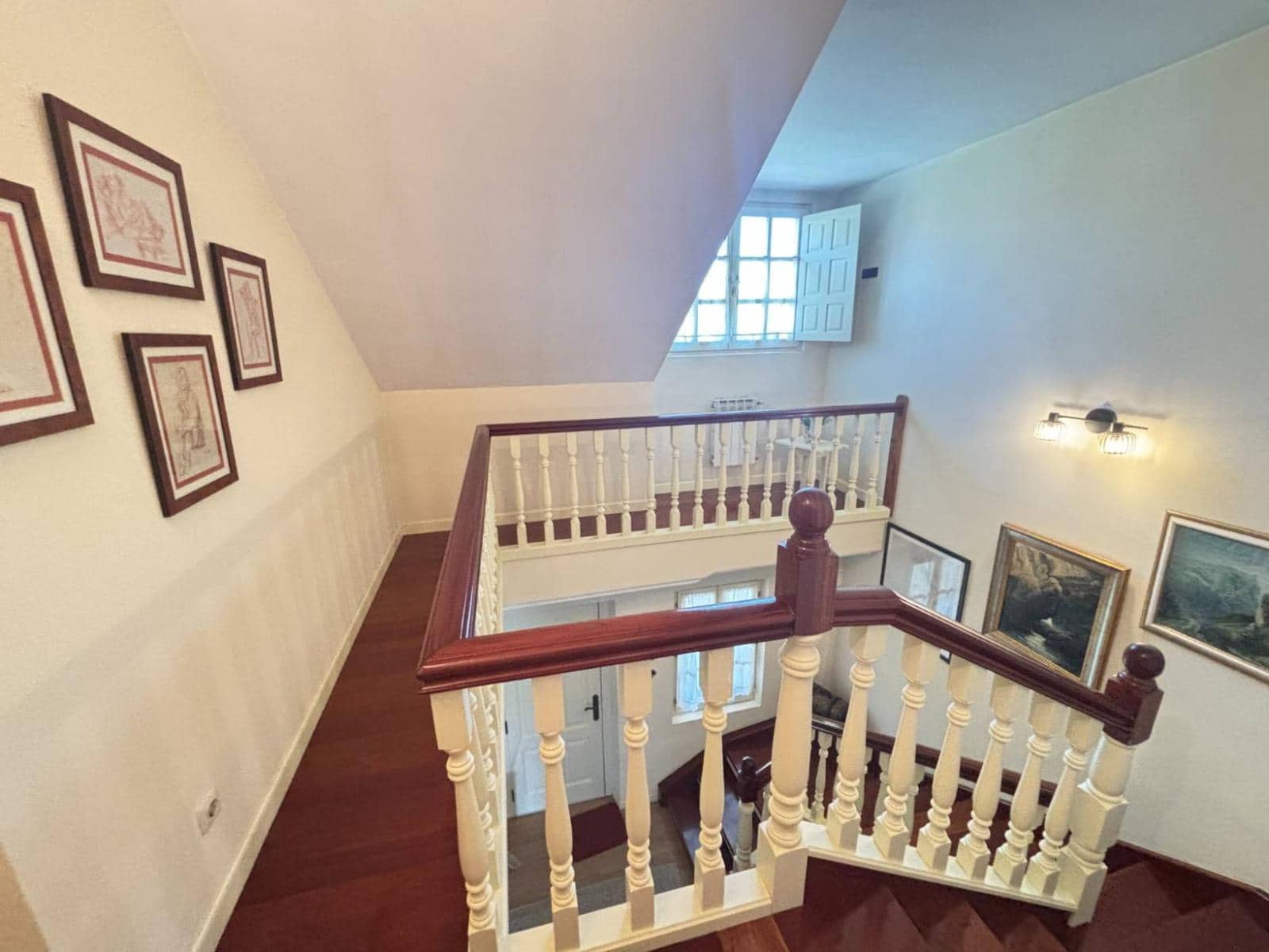 4 soveværelse Semi-Rækkehus til salg i Queveda - € 485.000 (Ref: 9695204)