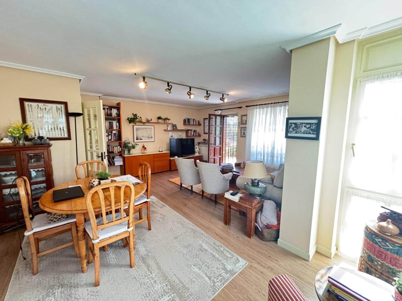 4 soveværelse Semi-Rækkehus til salg i Queveda - € 485.000 (Ref: 9695204)