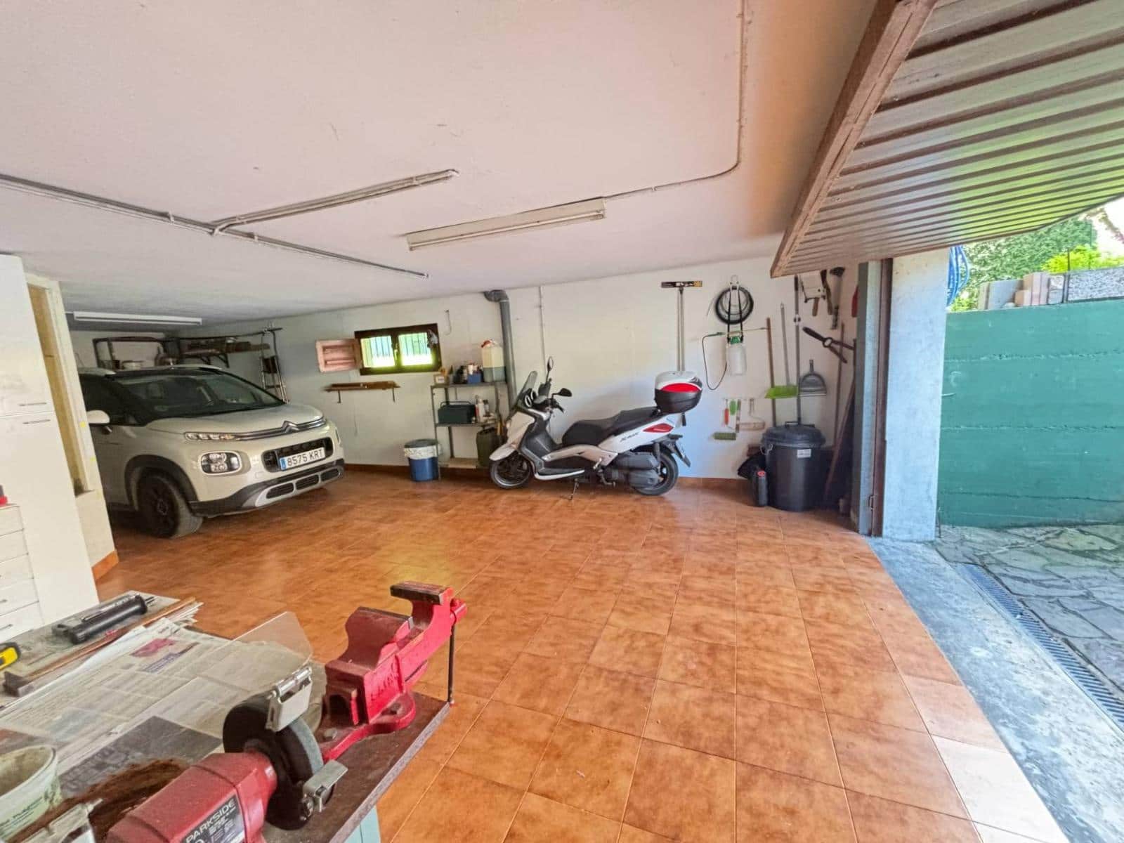 4 soveværelse Semi-Rækkehus til salg i Queveda - € 485.000 (Ref: 9695204)