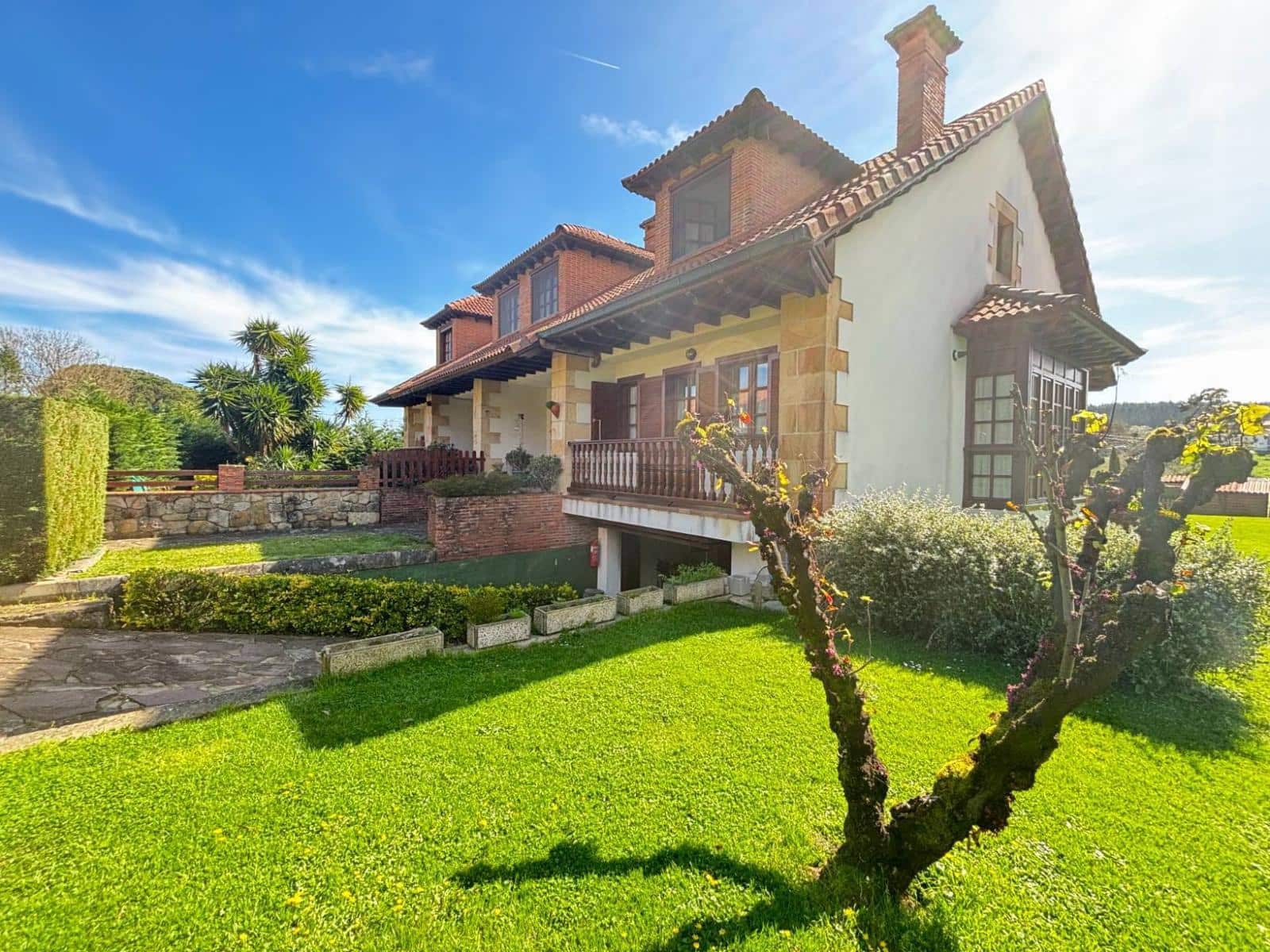 4 soveværelse Semi-Rækkehus til salg i Queveda - € 485.000 (Ref: 9695204)