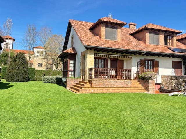 4 soveværelse Semi-Rækkehus til salg i Queveda, Santillana del Mar - € 485.000 (Ref: 9695204)