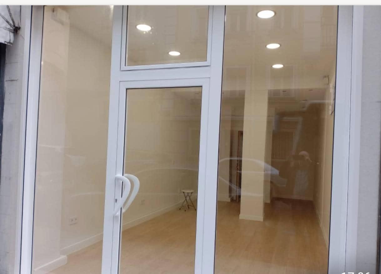 Local Comercial en Santander en alquiler - 600 € (Ref: 9698726)