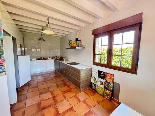 5 soverom Villa til salgs i Santander - € 990 000 (Ref: 9714753)