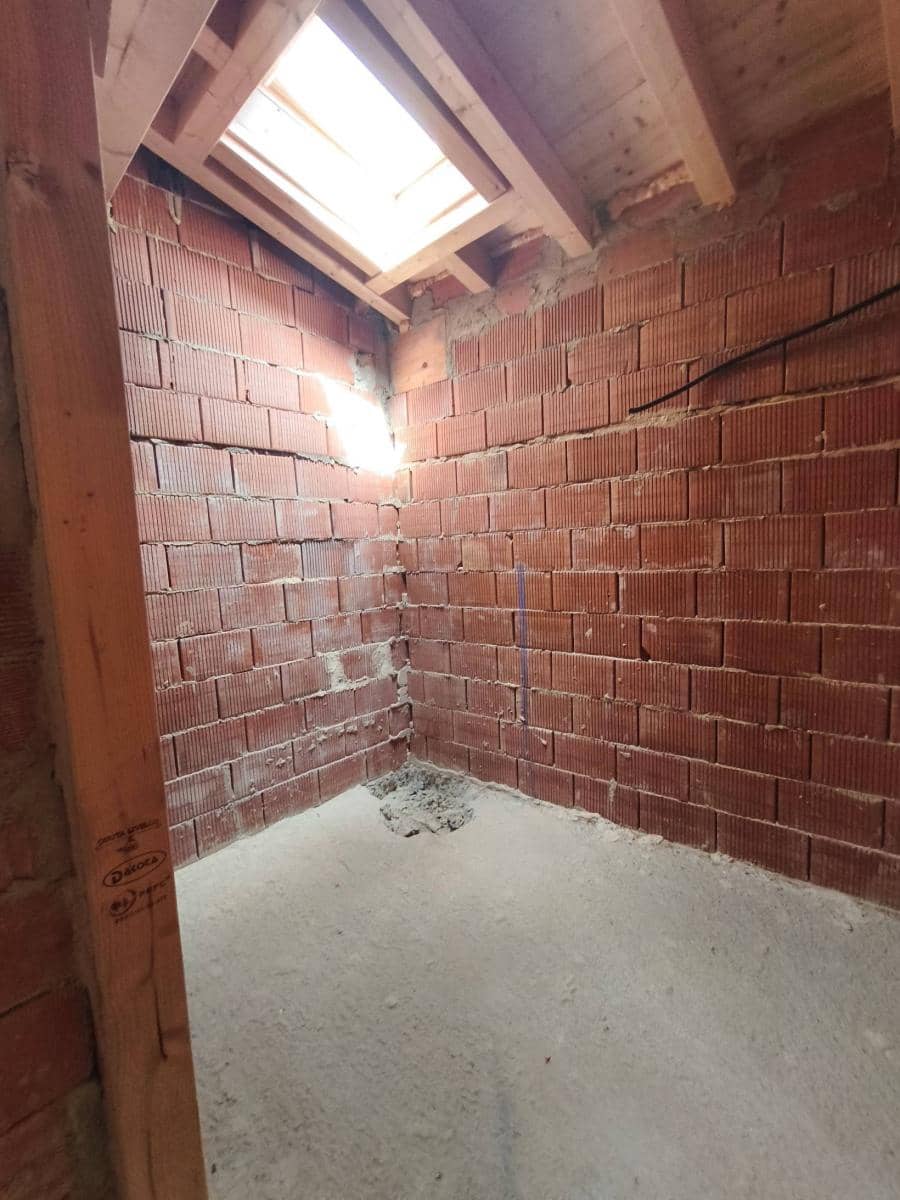 3 bedroom Townhouse for sale in Polaciones - € 280,000 (Ref: 9772856)