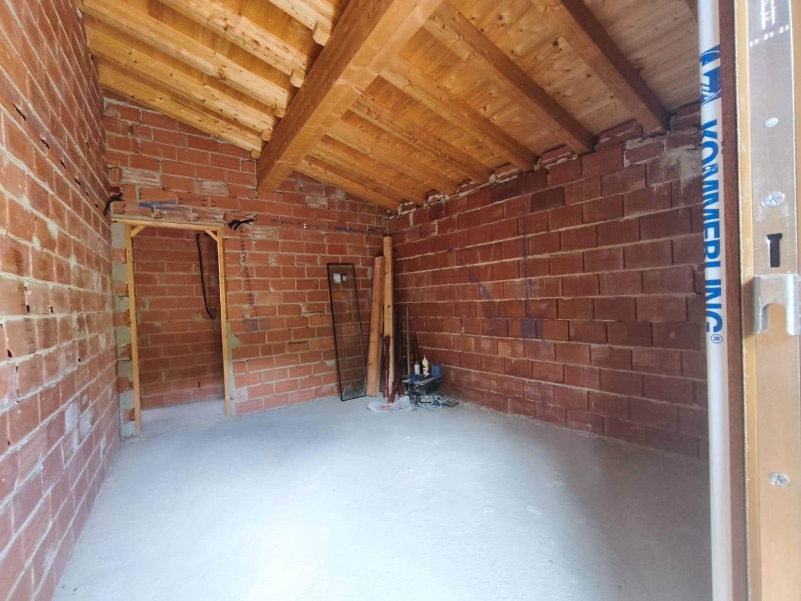 3 bedroom Townhouse for sale in Polaciones - € 280,000 (Ref: 9772856)