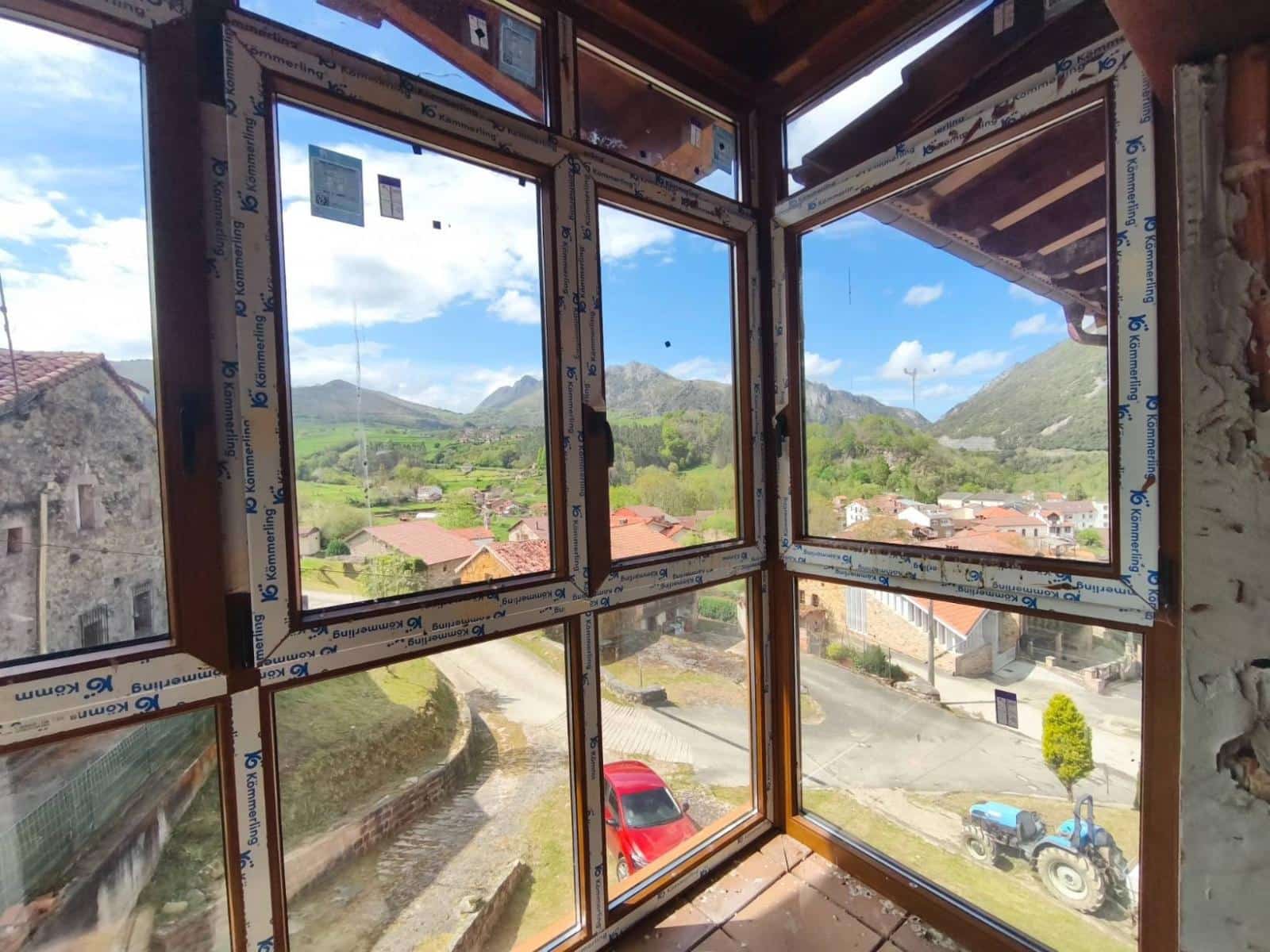 3 bedroom Townhouse for sale in Polaciones - € 280,000 (Ref: 9772856)