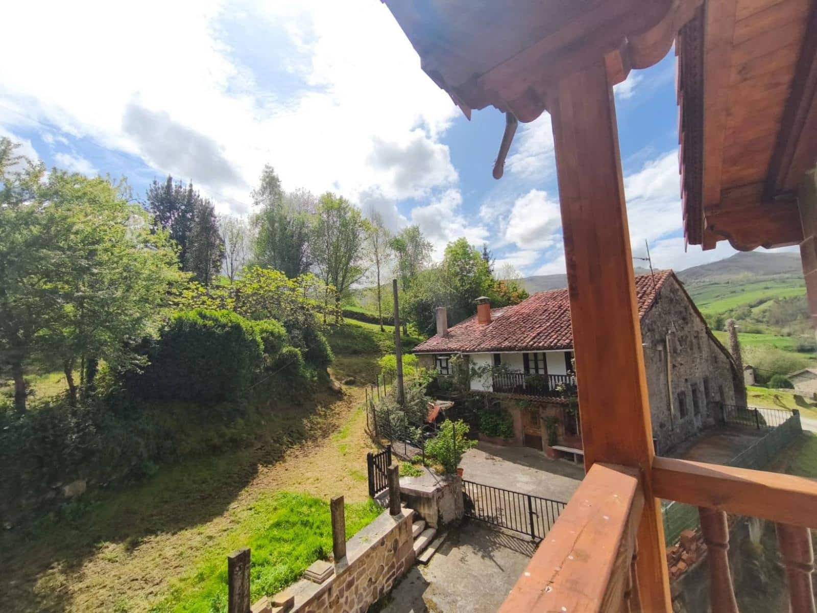 3 bedroom Townhouse for sale in Polaciones - € 280,000 (Ref: 9772856)