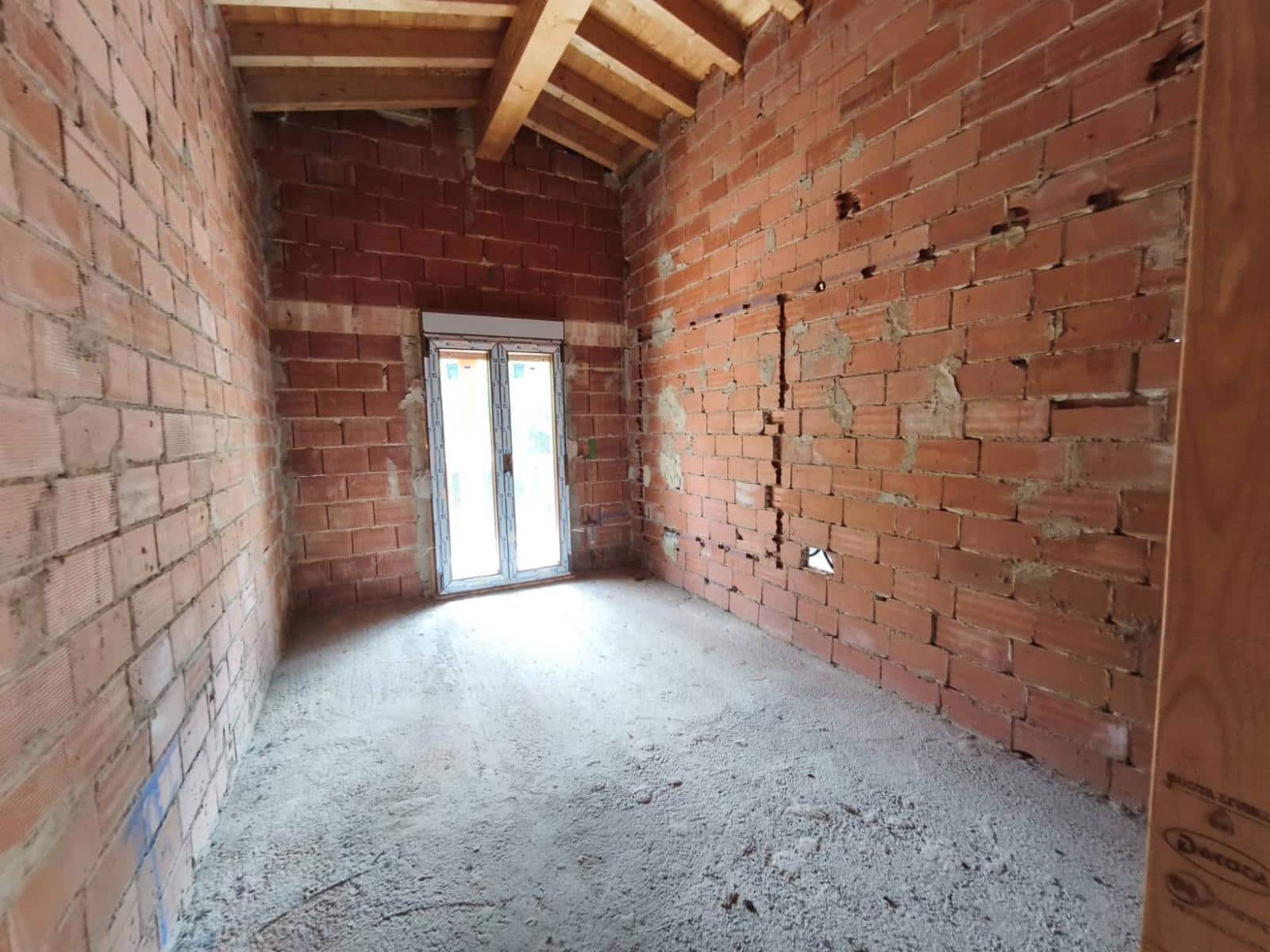 3 bedroom Townhouse for sale in Polaciones - € 280,000 (Ref: 9772856)