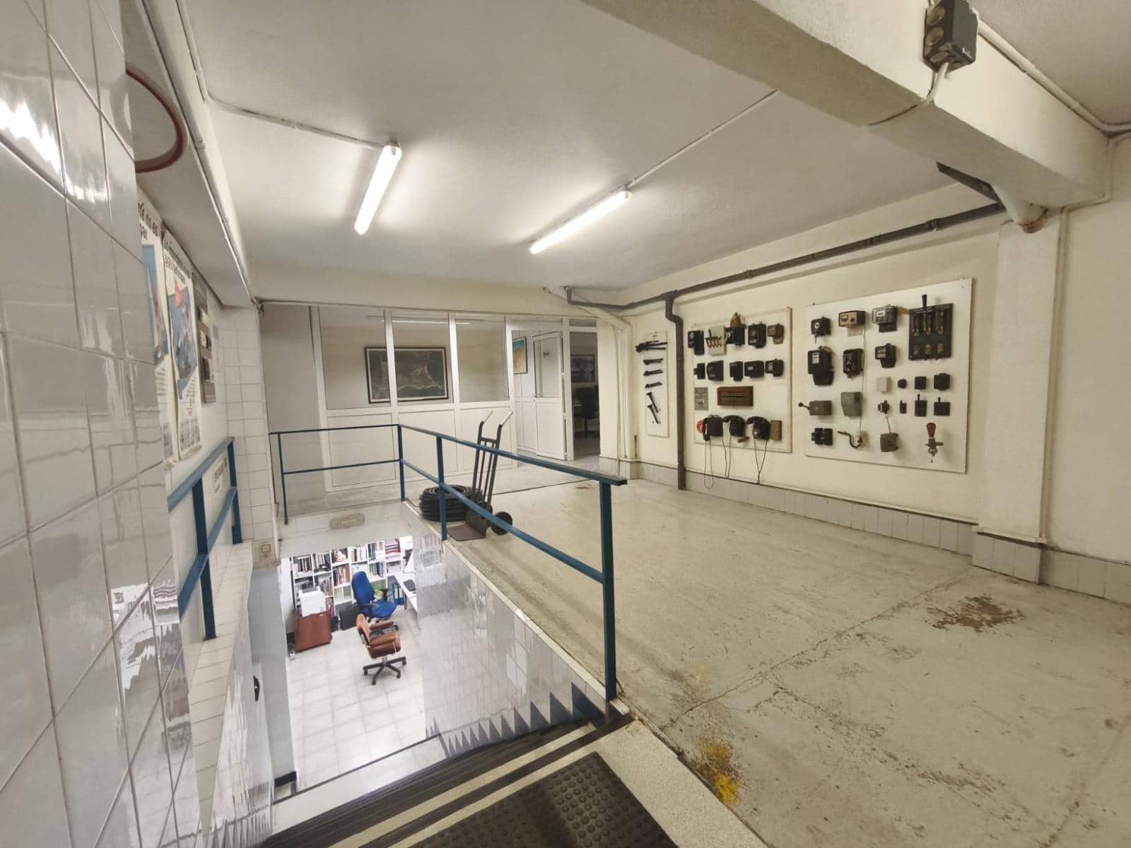 Commercial for sale in Santander - € 490,000 (Ref: 9799070)