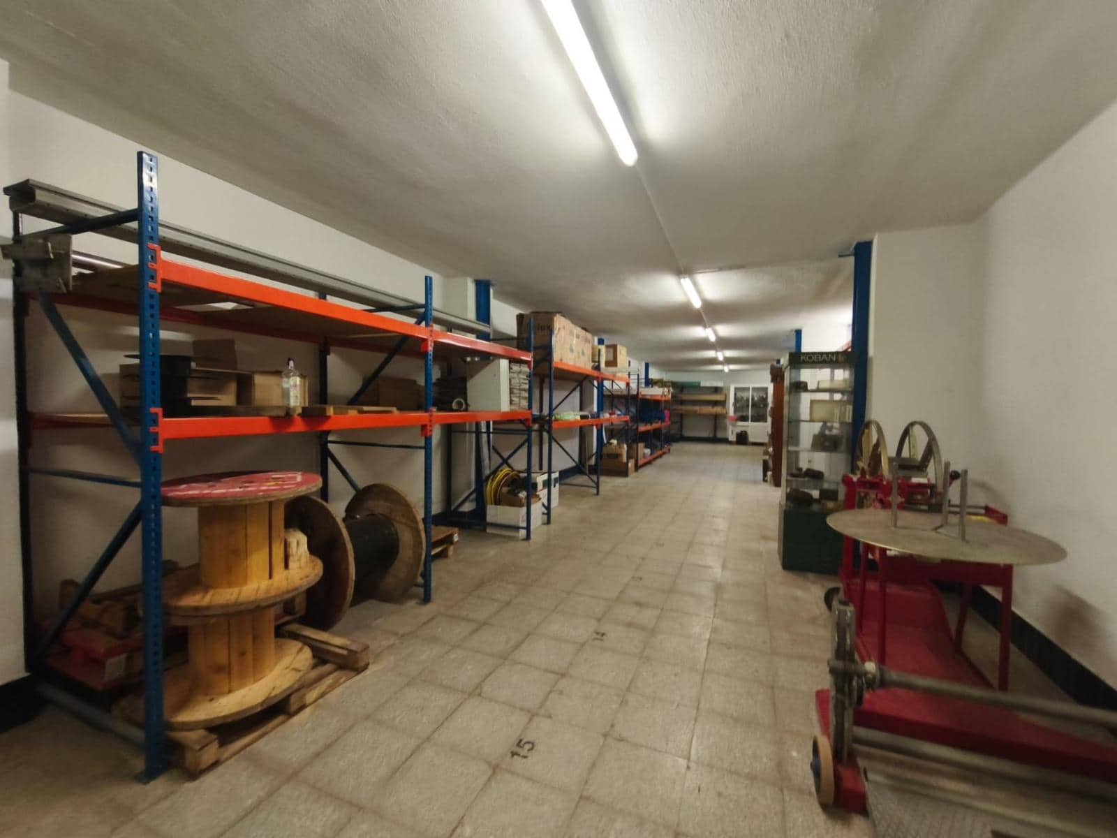 Commercial for sale in Santander - € 490,000 (Ref: 9799070)