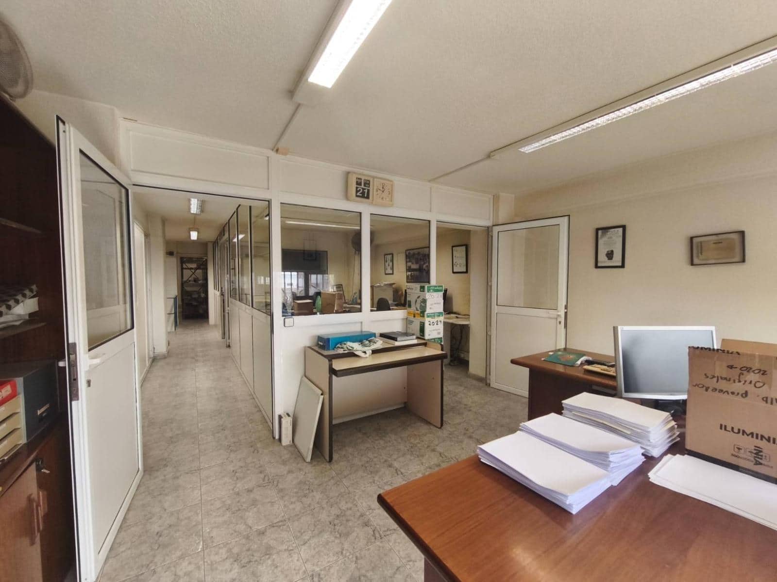 Commercial for sale in Santander - € 490,000 (Ref: 9799070)