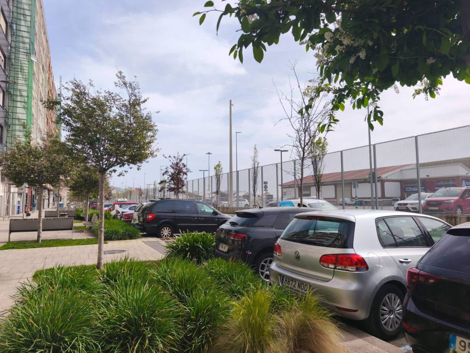 Commercial for sale in Santander - € 490,000 (Ref: 9799070)