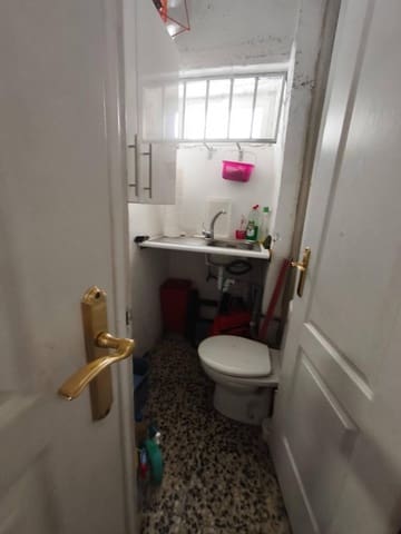 Commercieel te koop in Santander - € 45.000 (Ref: 9807960)