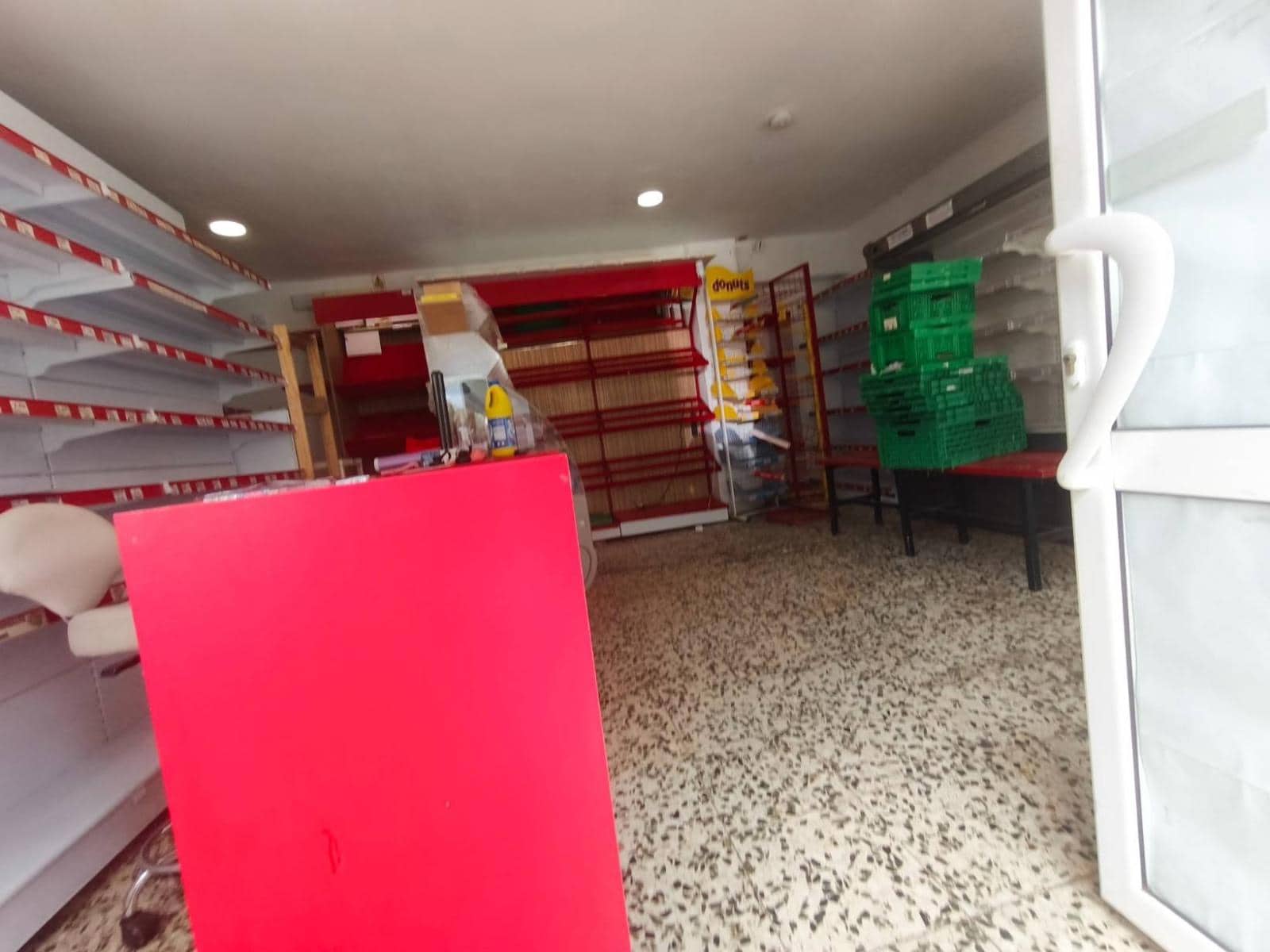 Commercieel te koop in Santander - € 45.000 (Ref: 9807960)