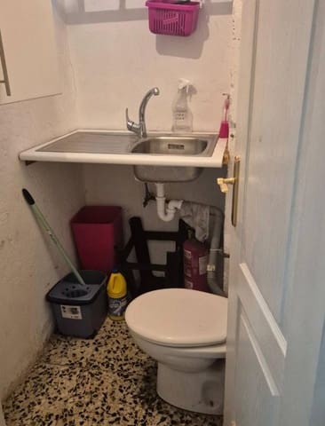 Commercial for sale in Santander - € 45,000 (Ref: 9807960)