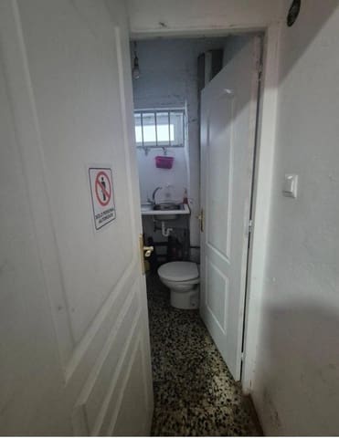Commercial for sale in Santander - € 45,000 (Ref: 9807960)