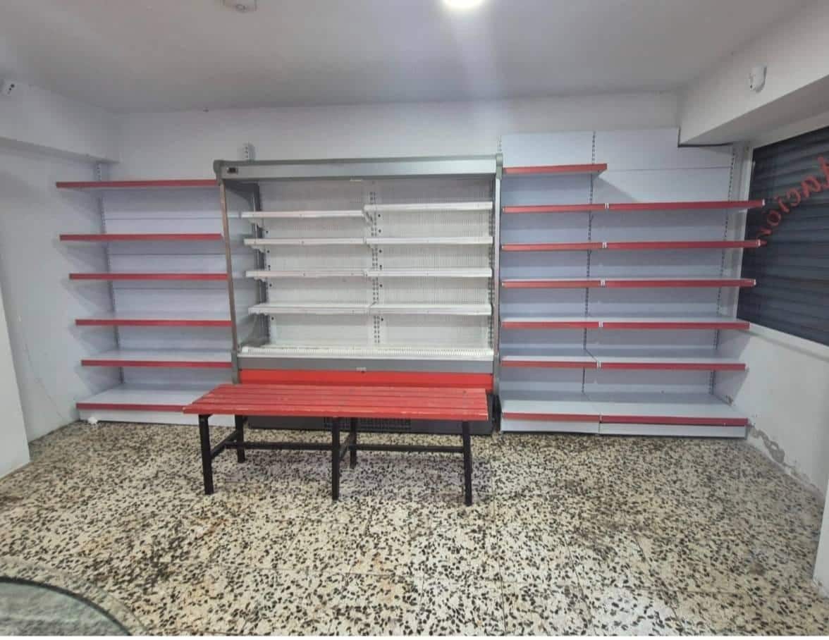 Commercial for sale in Santander - € 45,000 (Ref: 9807960)