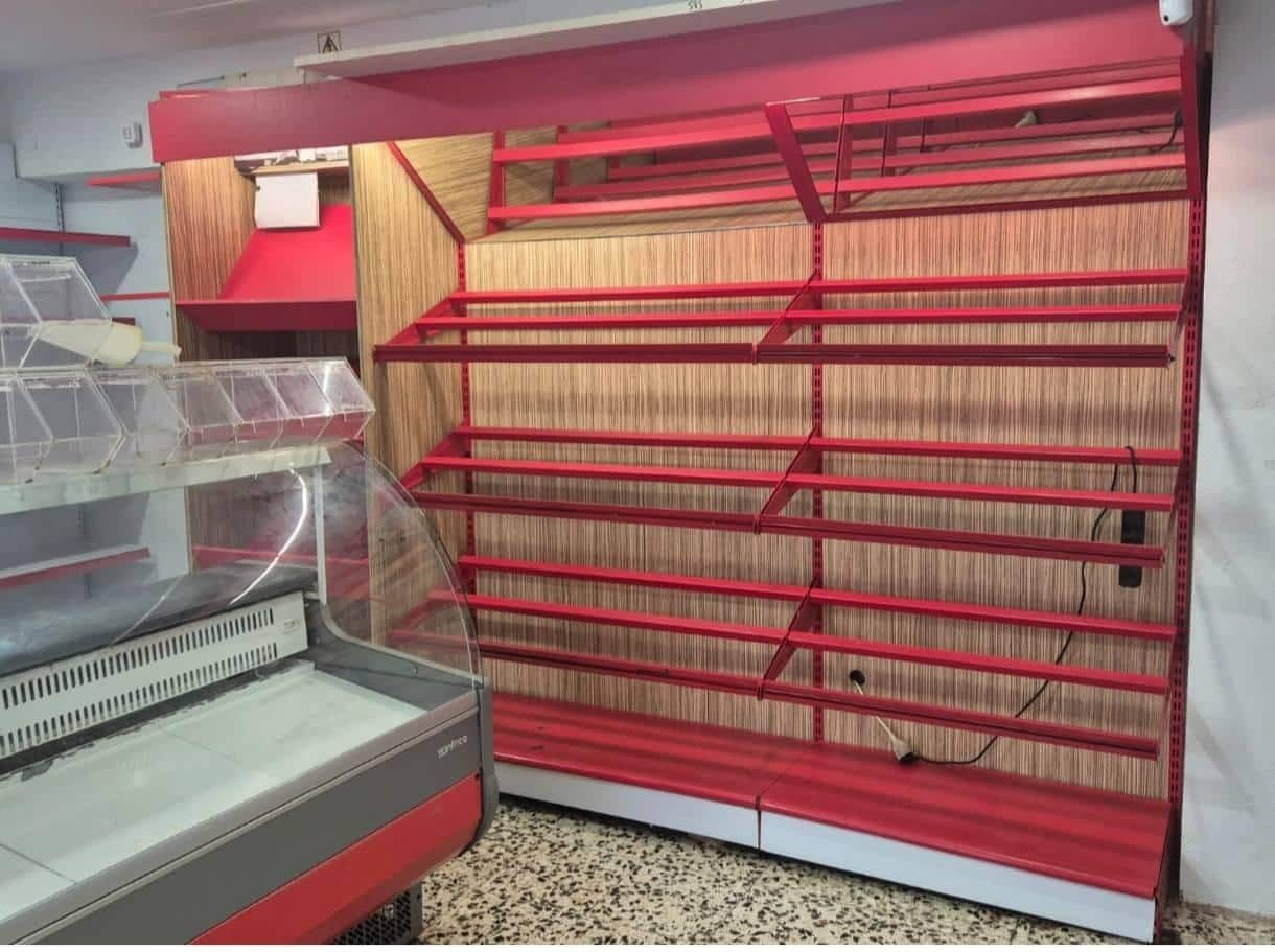 Commercial for sale in Santander - € 45,000 (Ref: 9807960)
