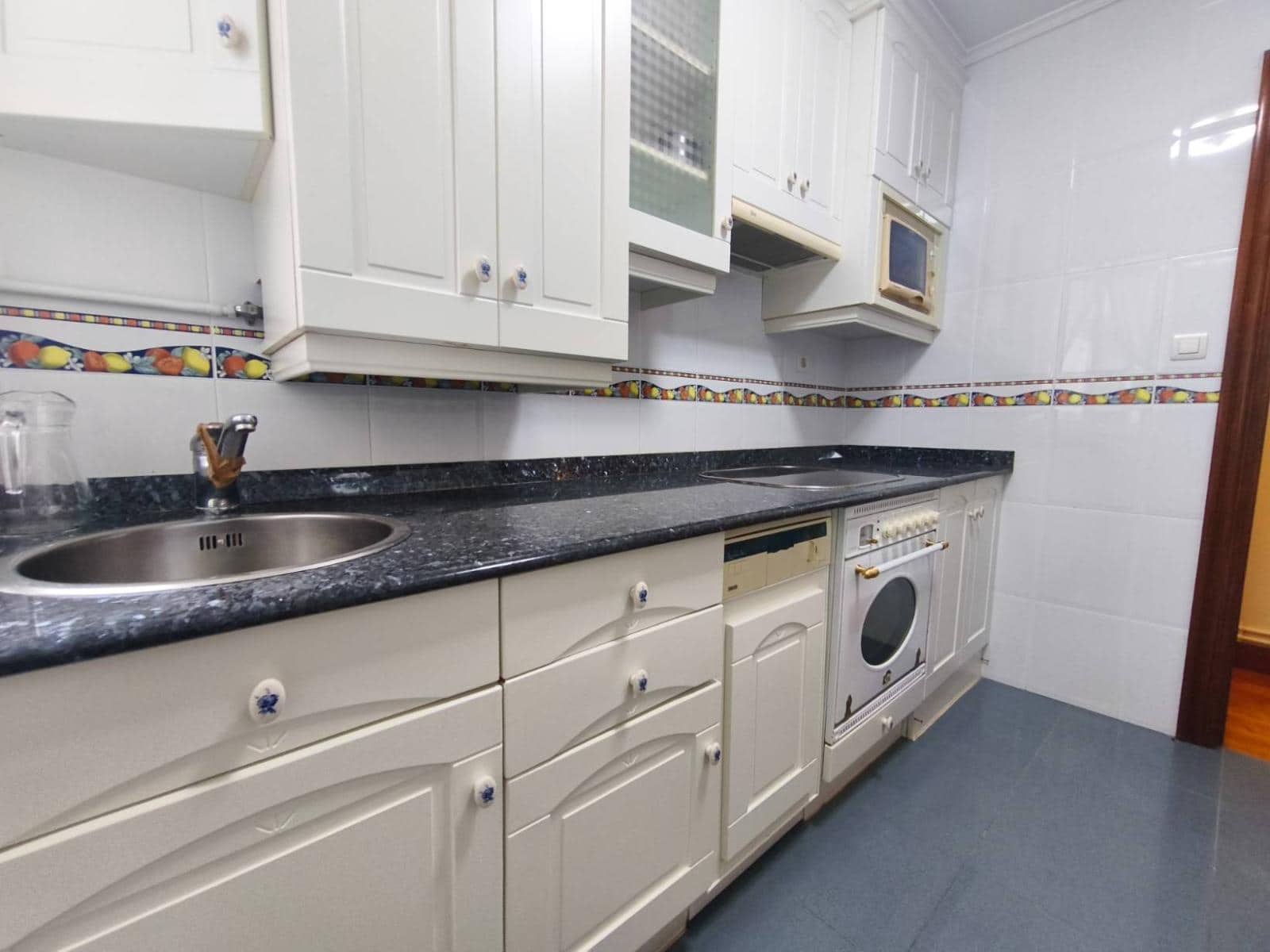 3 quarto Apartamento para venda em Santander - 175 000 € (Ref: 9817932)