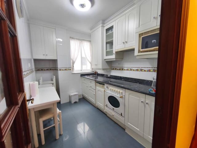 Piso de 3 habitaciones en Santander en venta - 175.000 € (Ref: 9817932)
