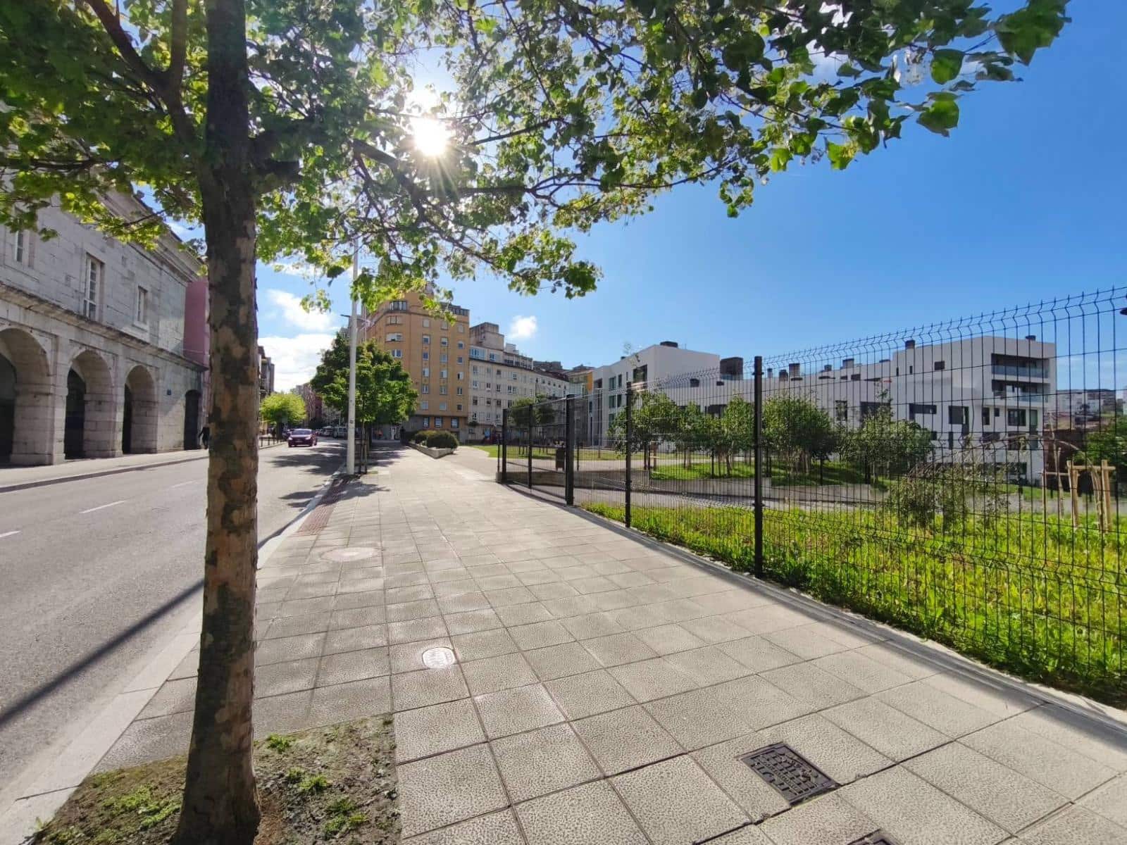 Commercial for rent in Santander - € 550 (Ref: 9822462)