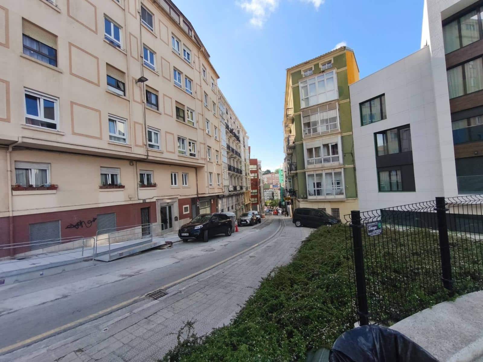 Commercial for rent in Santander - € 550 (Ref: 9822462)