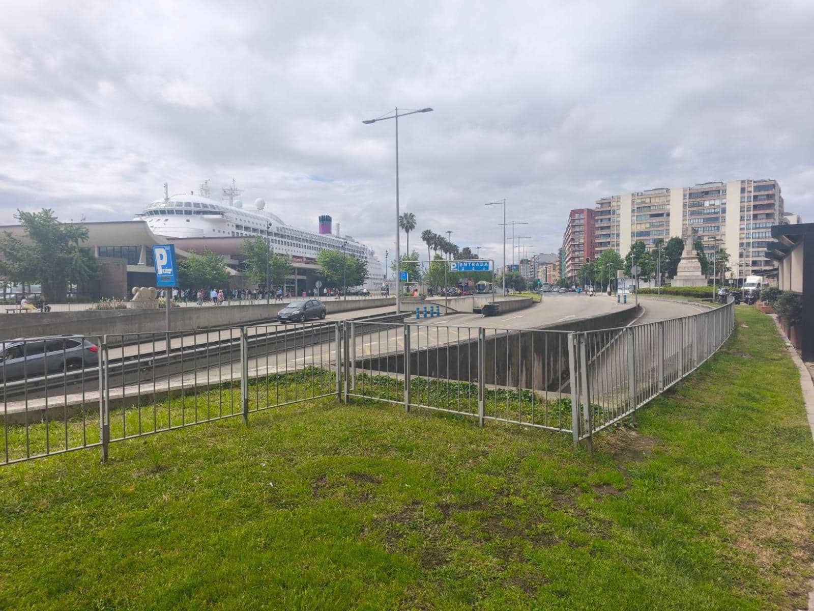 Gewerbe zu verkaufen in Santander - 318.000 € (Ref: 9833522)