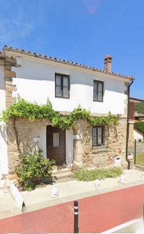 8 bedroom Semi-detached Villa for sale in Galizano, Ribamontán al Mar - € 800,001 (Ref: 9868450)