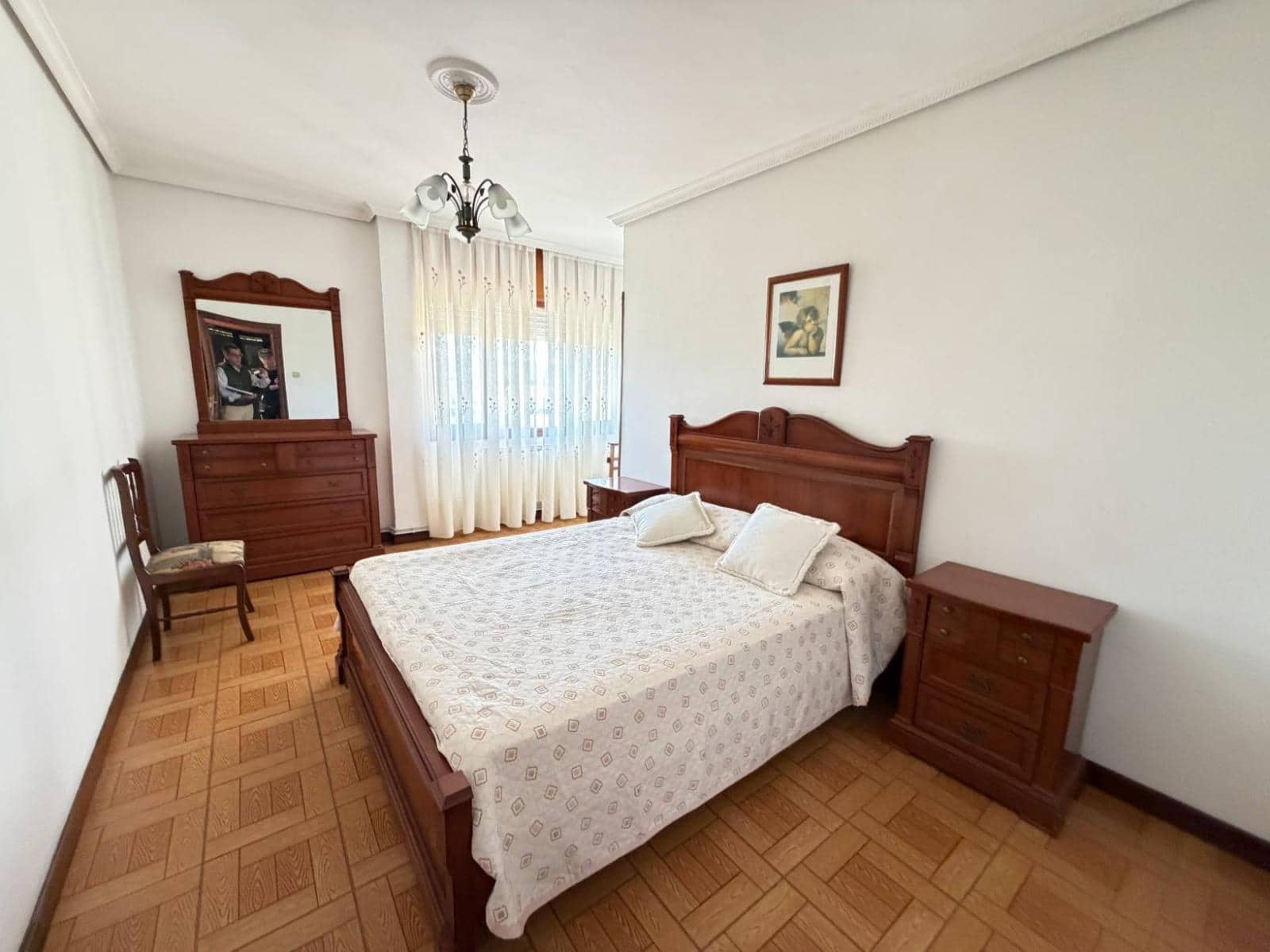8 bedroom Semi-detached Villa for sale in Galizano - € 800,001 (Ref: 9868450)
