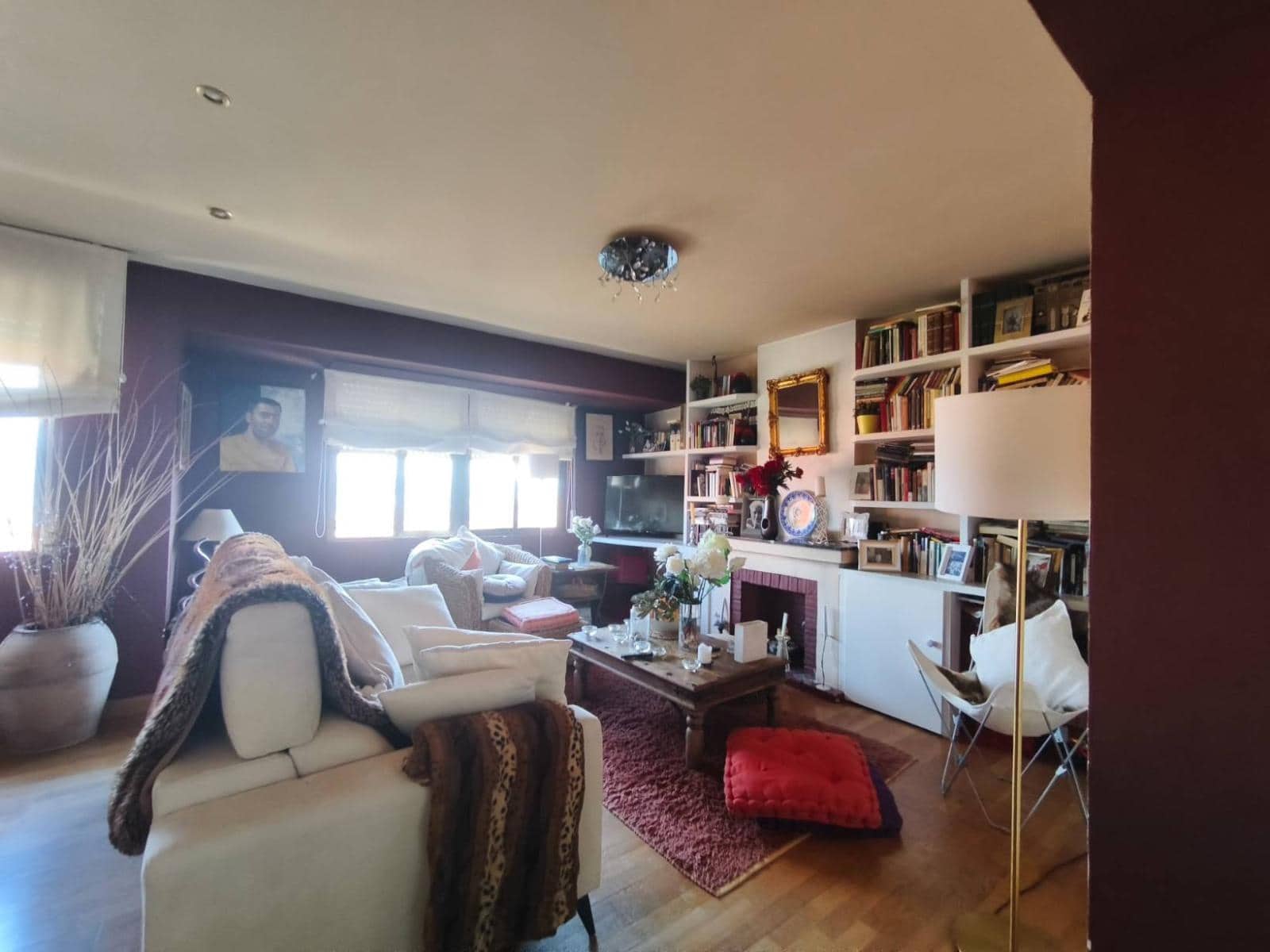 2 bedroom Flat for sale in Santander - € 289,000 (Ref: 9876438)