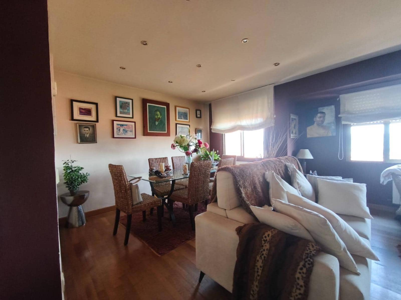 2 bedroom Flat for sale in Santander - € 289,000 (Ref: 9876438)