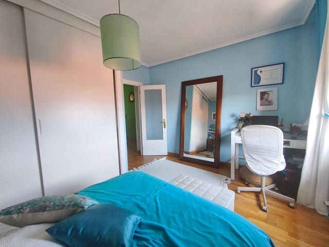 2 soveværelse Lejlighed til salg i Santander - € 289.000 (Ref: 9876438)