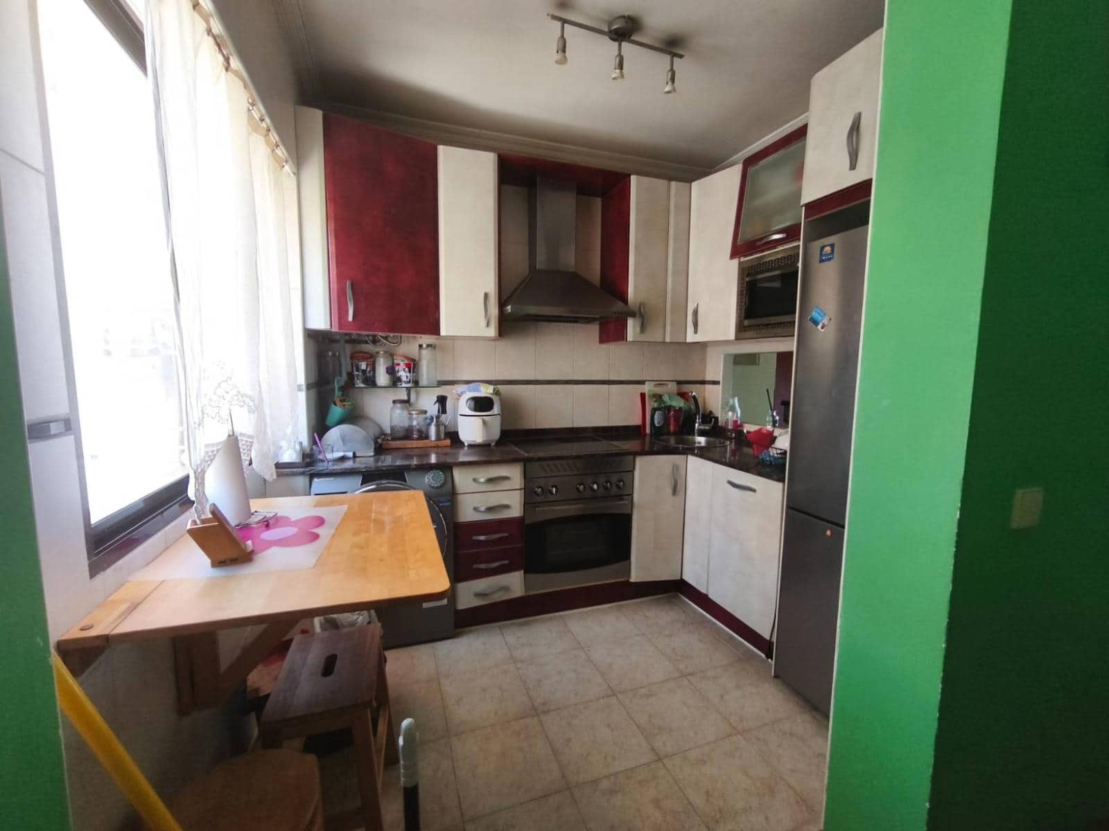 2 bedroom Flat for sale in Santander - € 289,000 (Ref: 9876438)