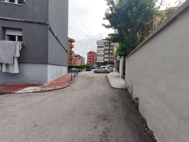 Kommersiell til salgs i Santander - € 53 000 (Ref: 9880754)