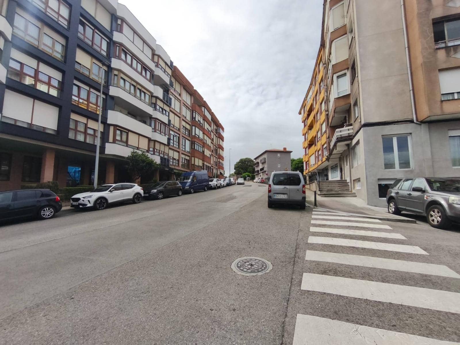 Kommersiell til salgs i Santander - € 53 000 (Ref: 9880754)