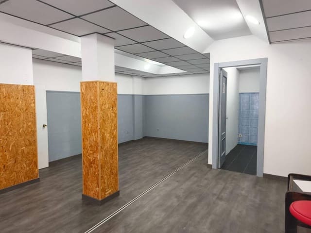 Kaupallinen myytävänä paikassa Santander - 59 000 € (Ref: 9900736)