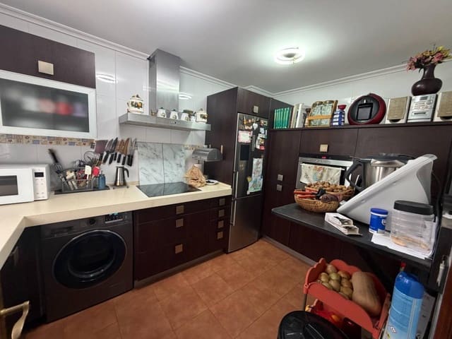 3 bedroom Semi-detached Villa for sale in Reocín - € 335,000 (Ref: 9910483)