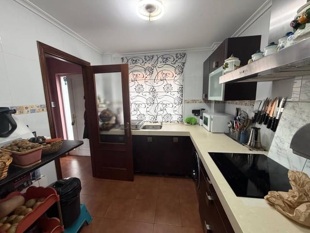 3 bedroom Semi-detached Villa for sale in Reocín - € 335,000 (Ref: 9910483)