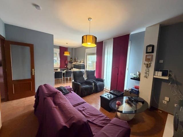 3 bedroom Semi-detached Villa for sale in Reocín - € 335,000 (Ref: 9910483)