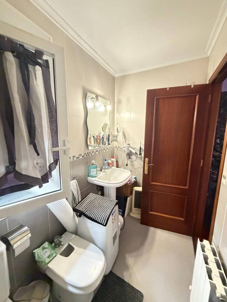 3 bedroom Semi-detached Villa for sale in Reocin - € 335,000 (Ref: 9910483)