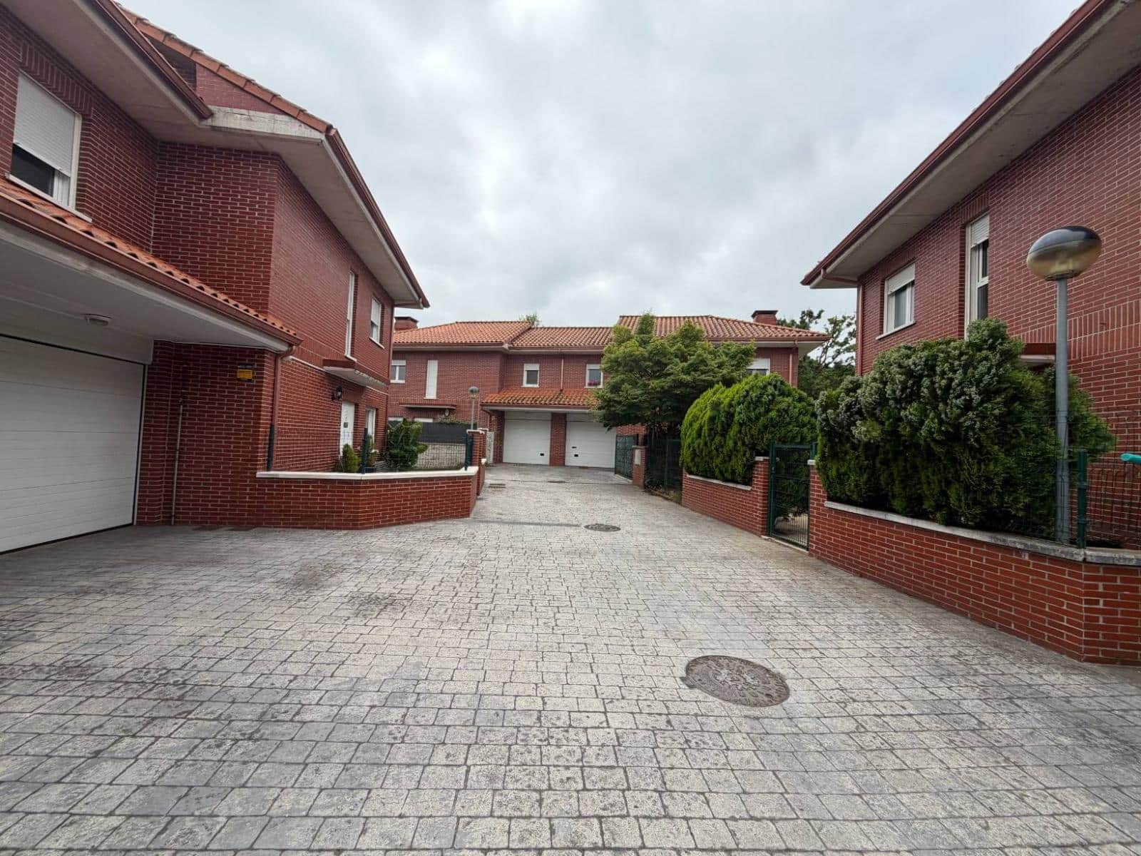 3 bedroom Semi-detached Villa for sale in Reocin - € 335,000 (Ref: 9910483)